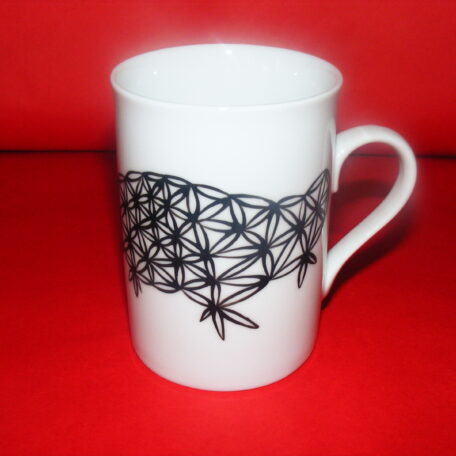 Tasse à thé en porcelaine peinte à la main, décor dentelle noire