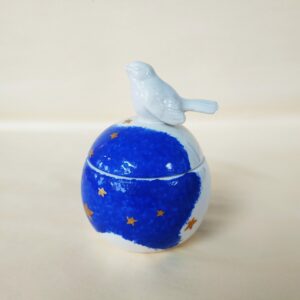 Boîte boule oiseau en céramique